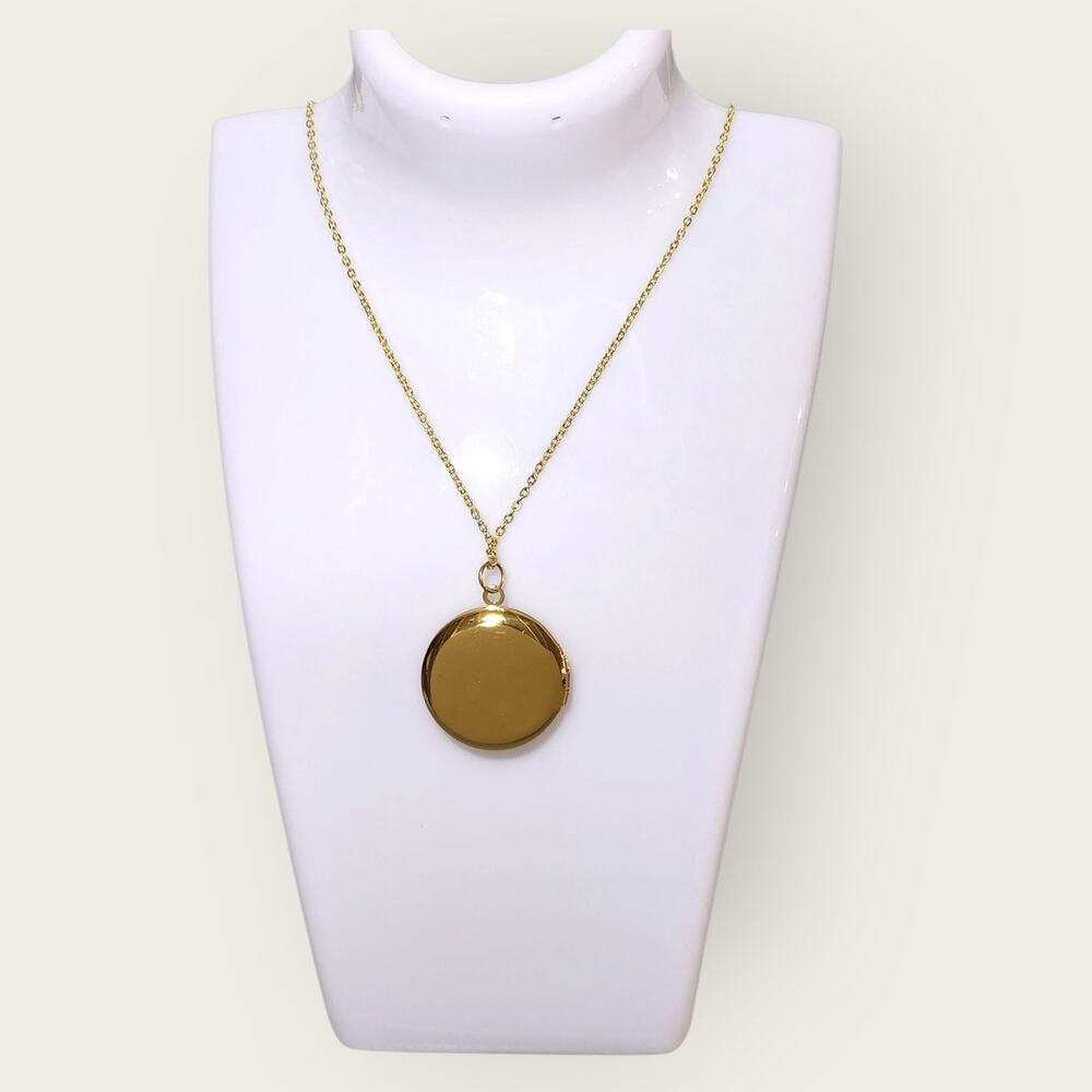 New Gold Round Locket Necklace Timeless Elegant Shiny